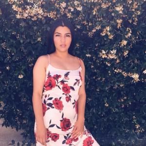 Meet your Posher, Yoselin